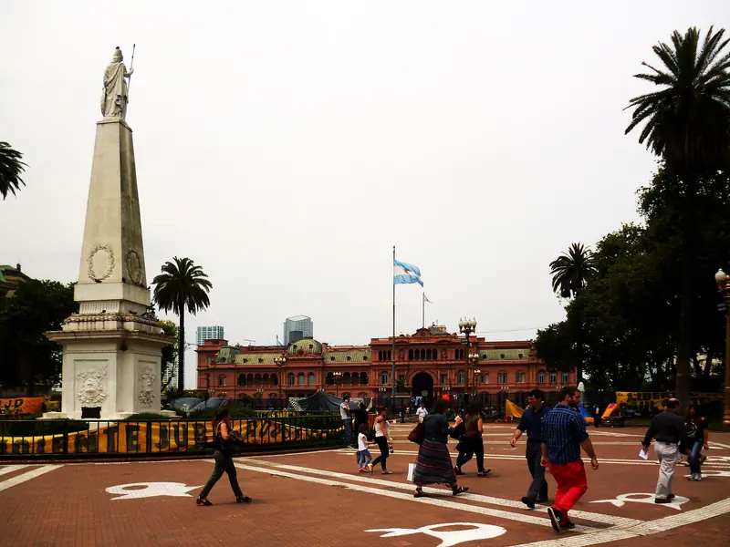 Layover Tour por Buenos Aires desde Ezeiza (EZE) — plaza de mayo